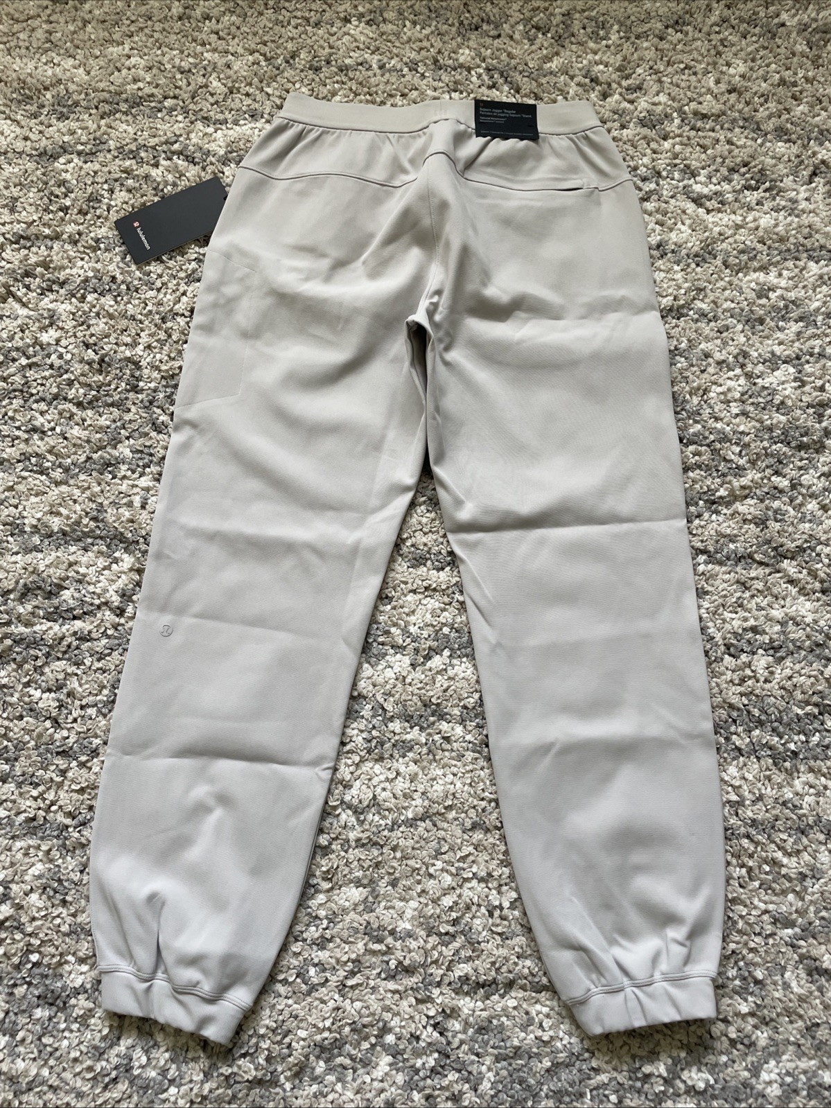 Lululemon Sojourn Jogger Regular, NWT, DVGY Dove Grey, Size M