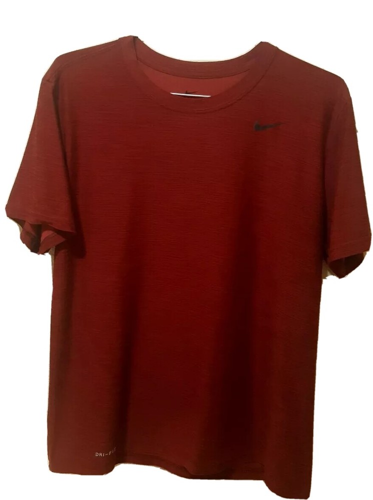 NIKE Men’s DriFit Deep Red Color T-Shirt Size Large
