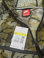 Nike Tech Woven Full Zip Windbreaker – Camo – Small – IF0915-368