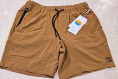 VUORI Elevate Kore Shorts Trunks Mens SMALL Lined 7” Inseam Caramel Brown NWT