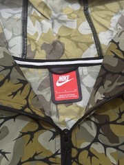 Nike Tech Woven Full Zip Windbreaker – Camo – Small – IF0915-368